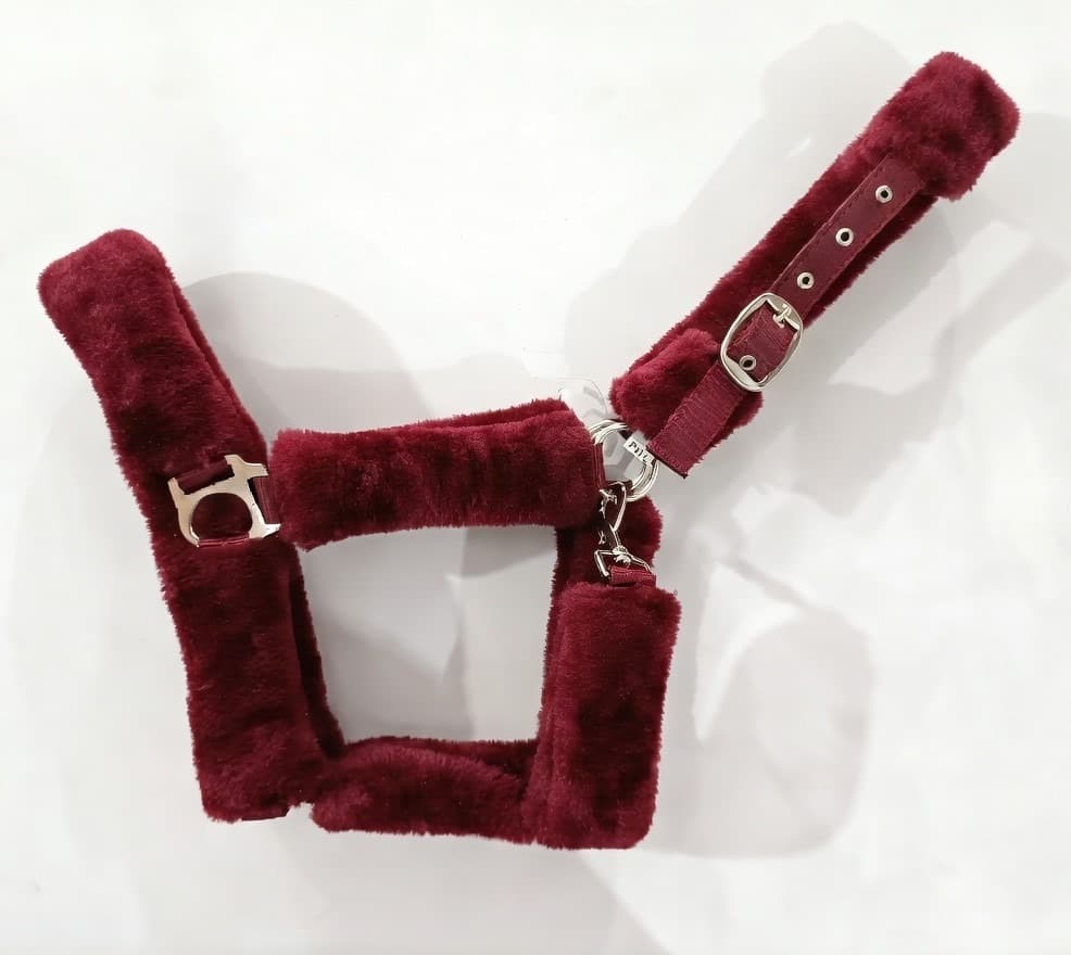 LUXURY FLUFFY HALTER - Premium Leather Equestrian Manufacturer